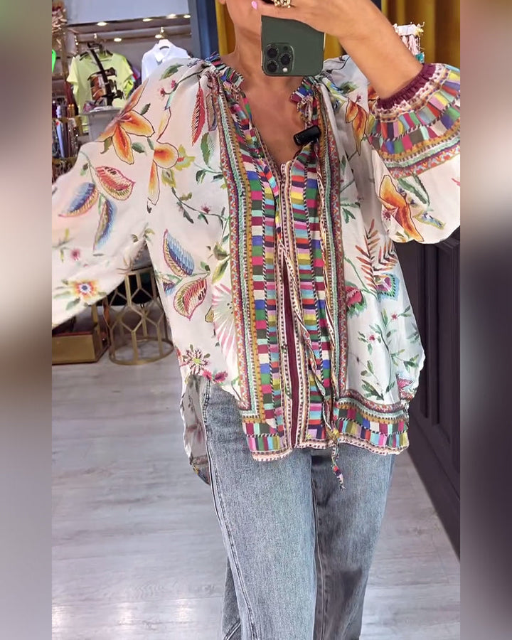 V-neck Blouse With A Trendy Print