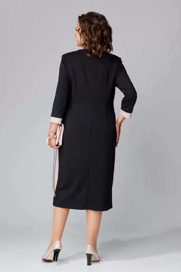 Alexa™ | Elegant V-neck dress