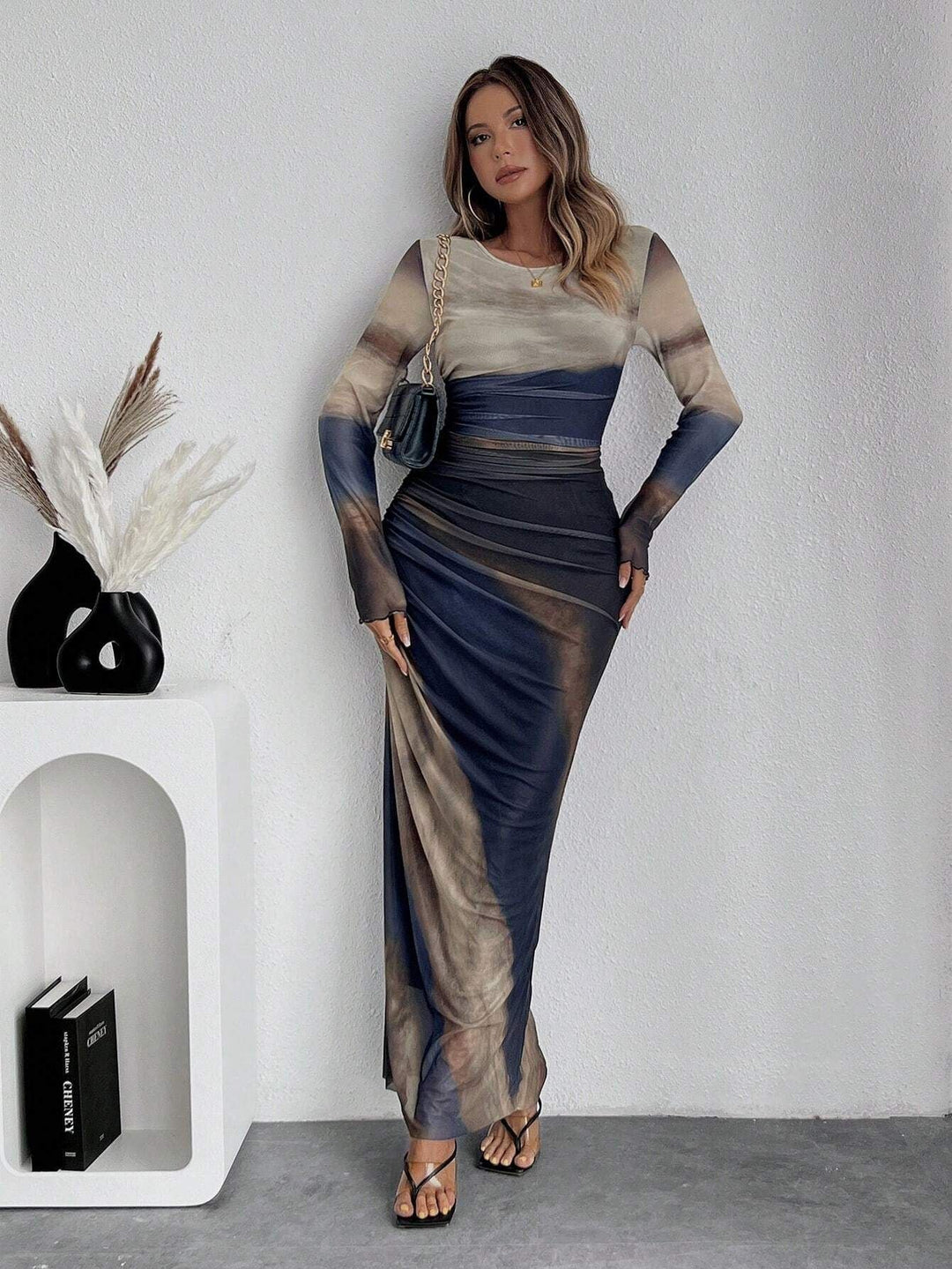 TORINA - Comfy Printed Long Sleeve Round Neck Bodycon Maxi Dress