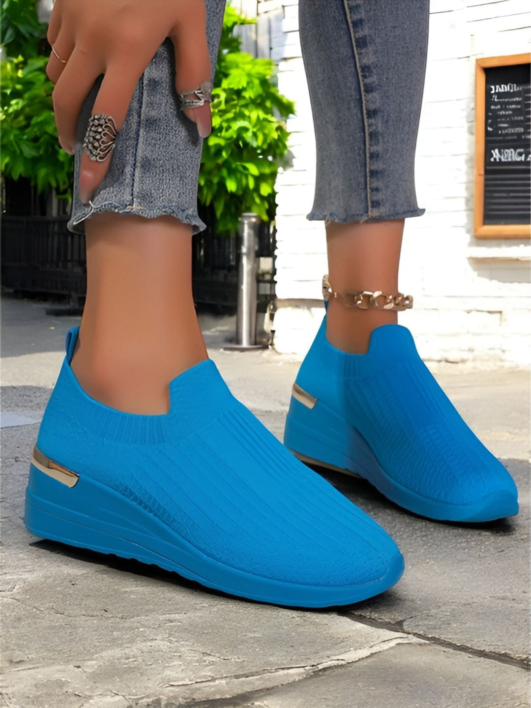 Aeloria™ – Trendy Everyday Sneakers