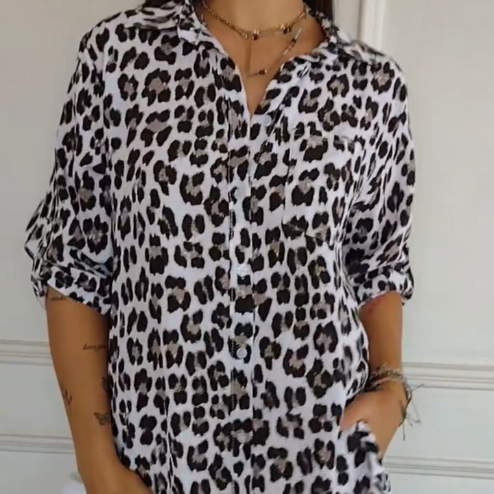 Stylish Shirt with Leopard Print and Adjustable Sleeves