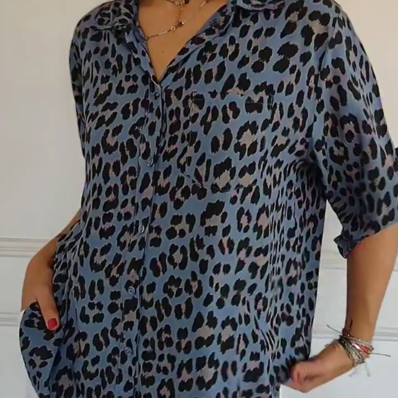 Stylish Shirt with Leopard Print and Adjustable Sleeves