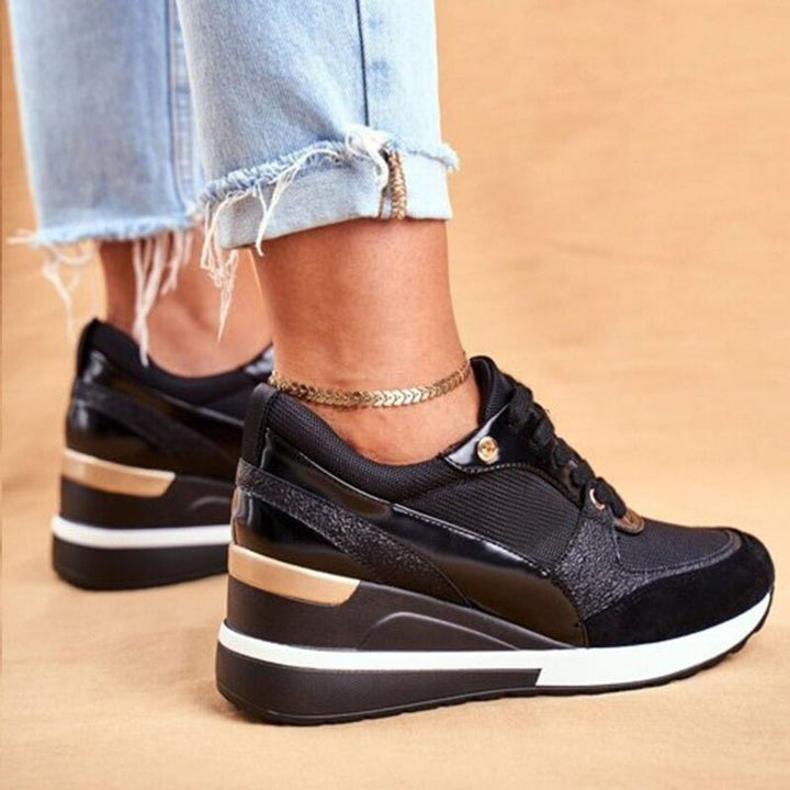 SORAYA™ | Eva Glow Modern Stride