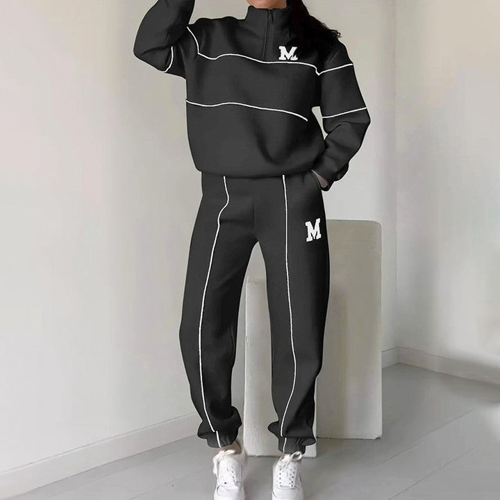 Women's Comfortable and Trendy Tracksuit Set